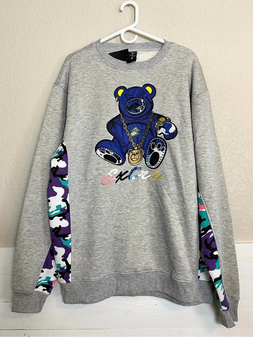 NWT Screenshot Graphic Sweatshirt Bear Gray Size 3X